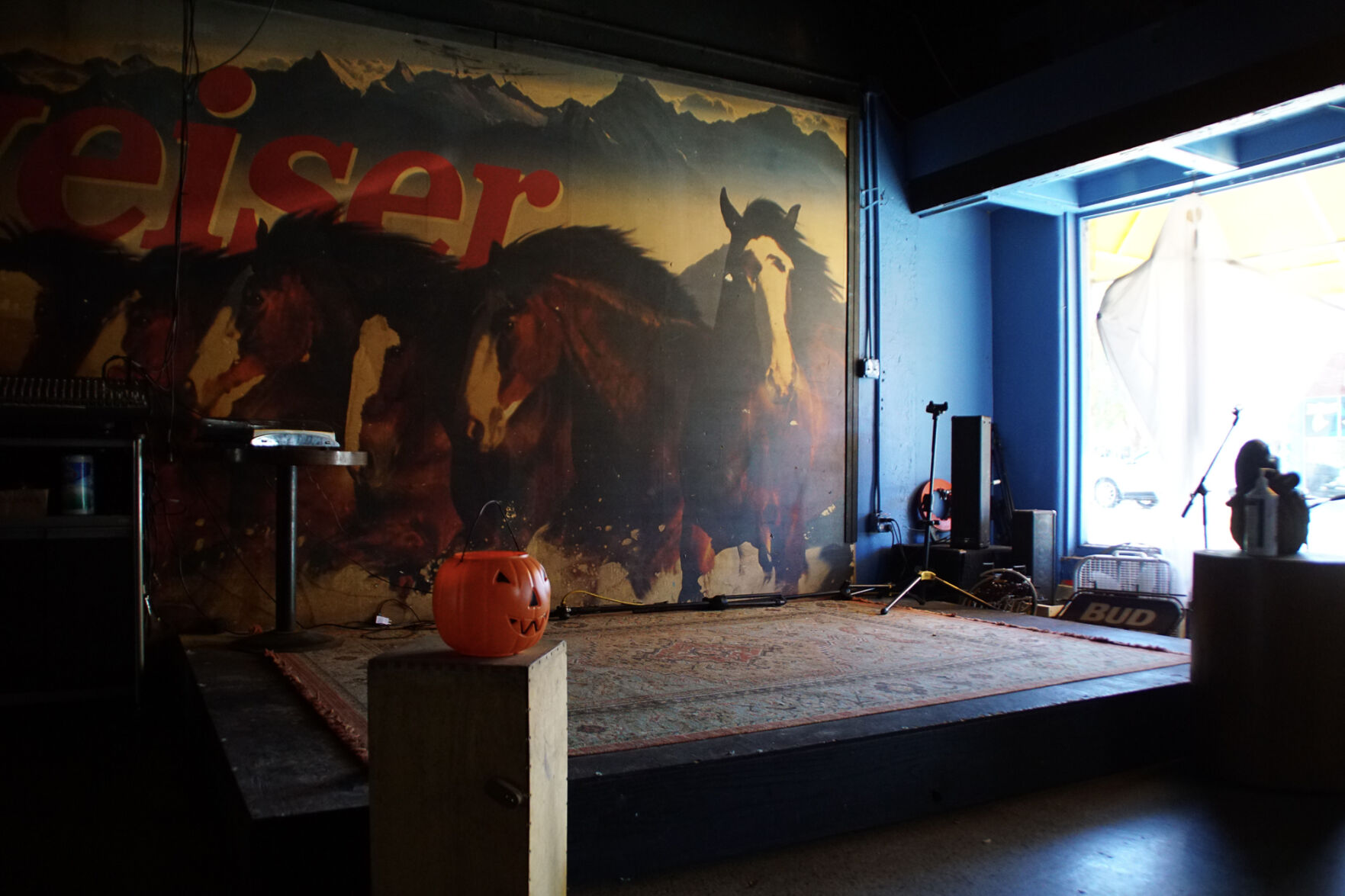 Stage (copy)